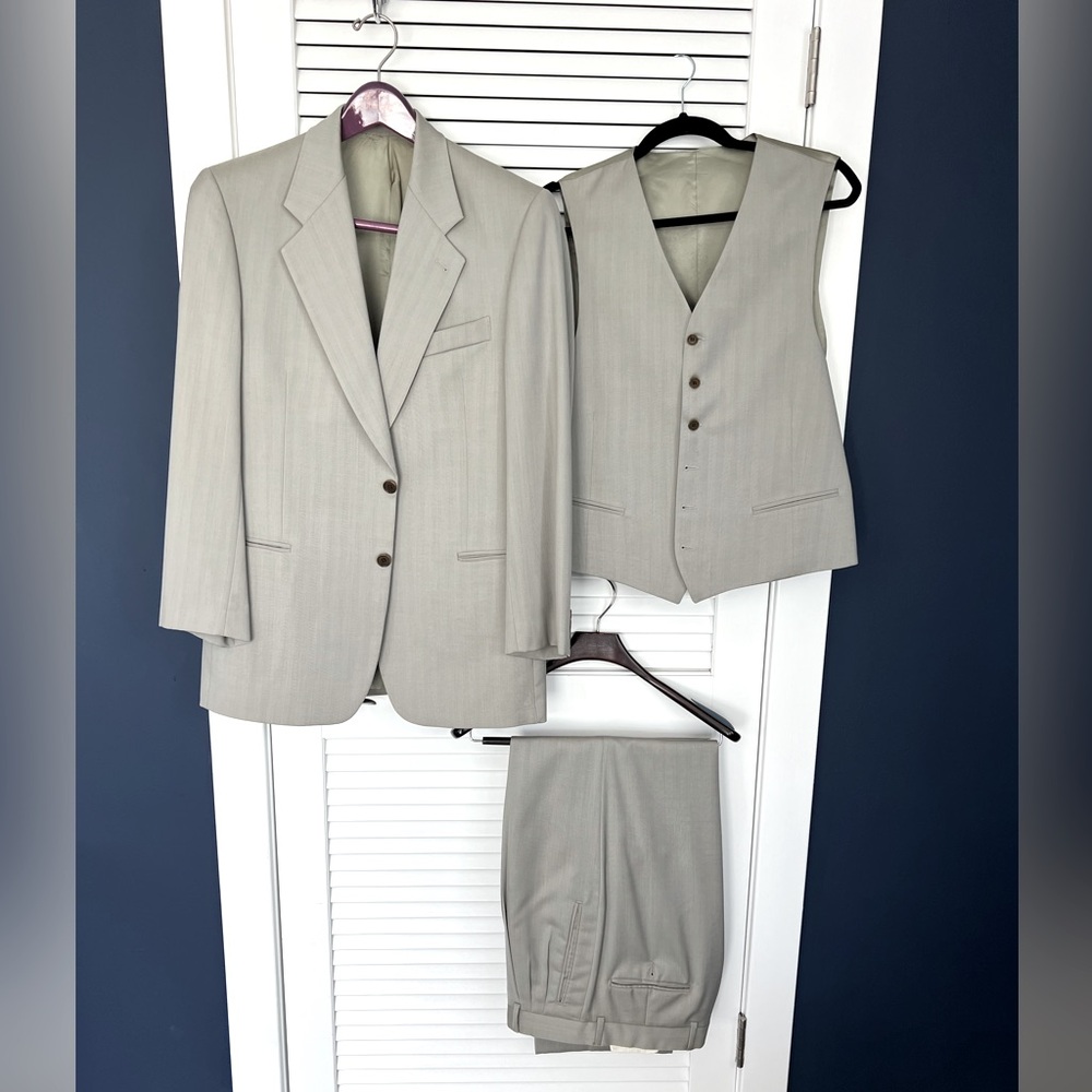 Men’s 3 Piece Celery color suit
